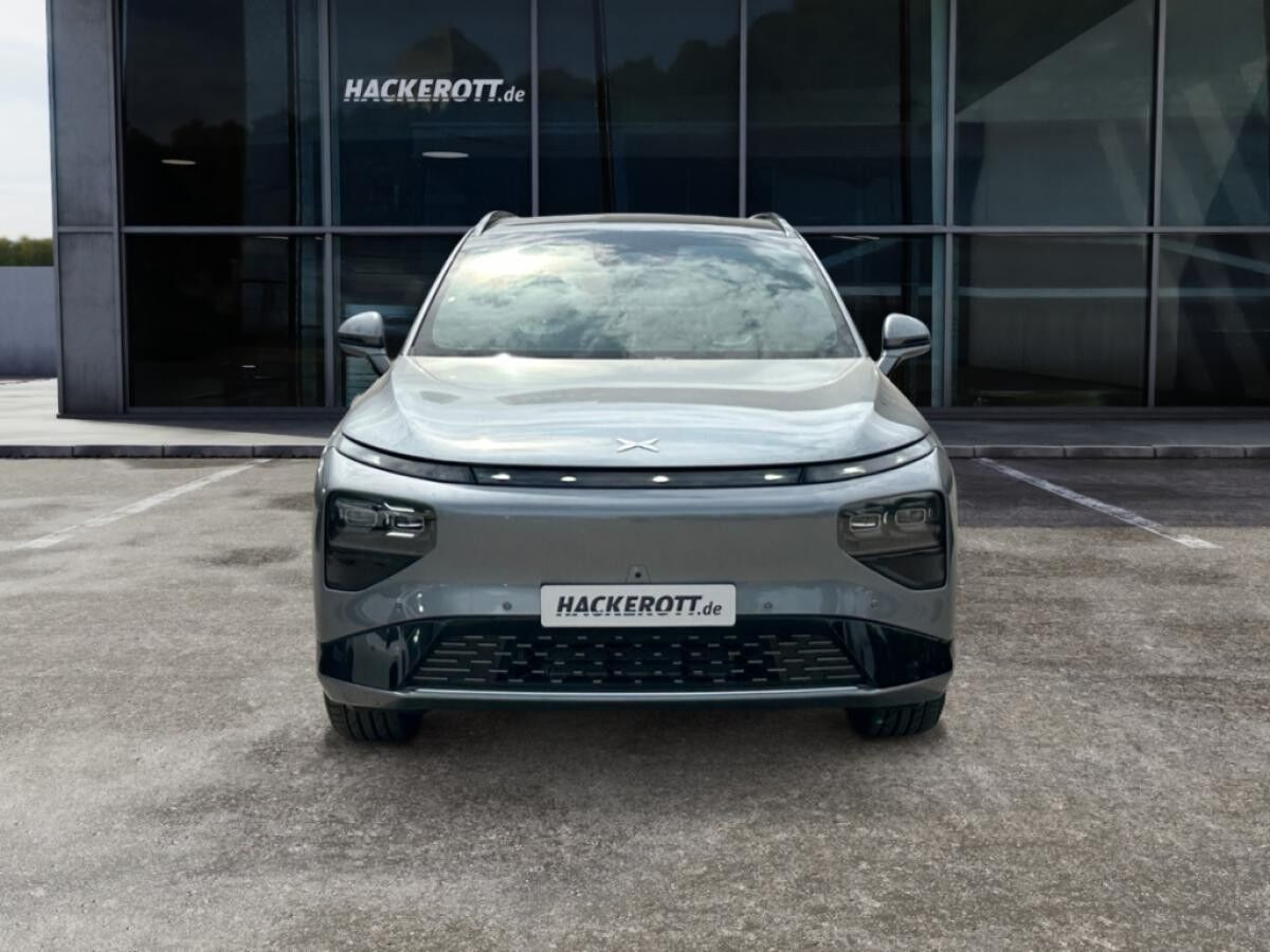 XPENG G9 RWD Standard Range 360Grad Memory Sitze Navi