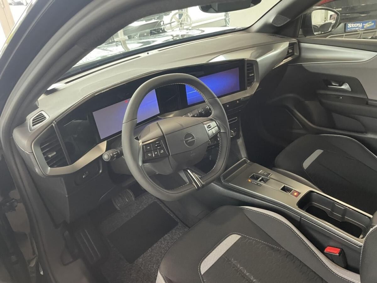 Opel Mokka 1.2 AT Edition SHZ PDC Kimaautomatik LED Opel Mokka 1.2 AT Edition SHZ PDC Kimaautomatik LED