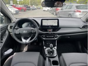 Hyundai i30 Kombi MJ25 1.5 T-GDI Navi LED SHZ PDC v+h Kam
