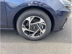 Hyundai i30 Kombi MJ25 1.5 T-GDI Navi LED SHZ PDC v+h Kam