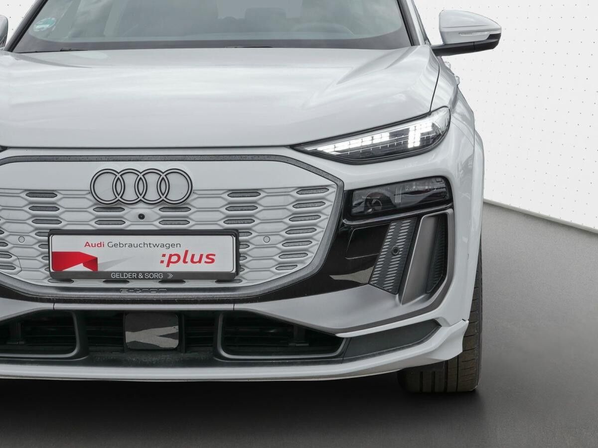 Audi Q6 e-tron quattro 0,25%*S line Matrix*360°* Audi Q6 e-tron quattro 0,25%*S line Matrix*360°*