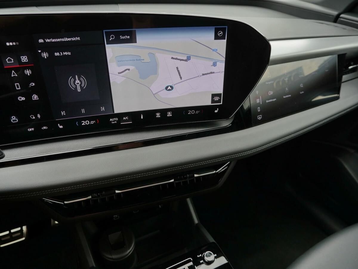 Audi Q6 e-tron quattro 0,25%*S line Matrix*360°* Audi Q6 e-tron quattro 0,25%*S line Matrix*360°*