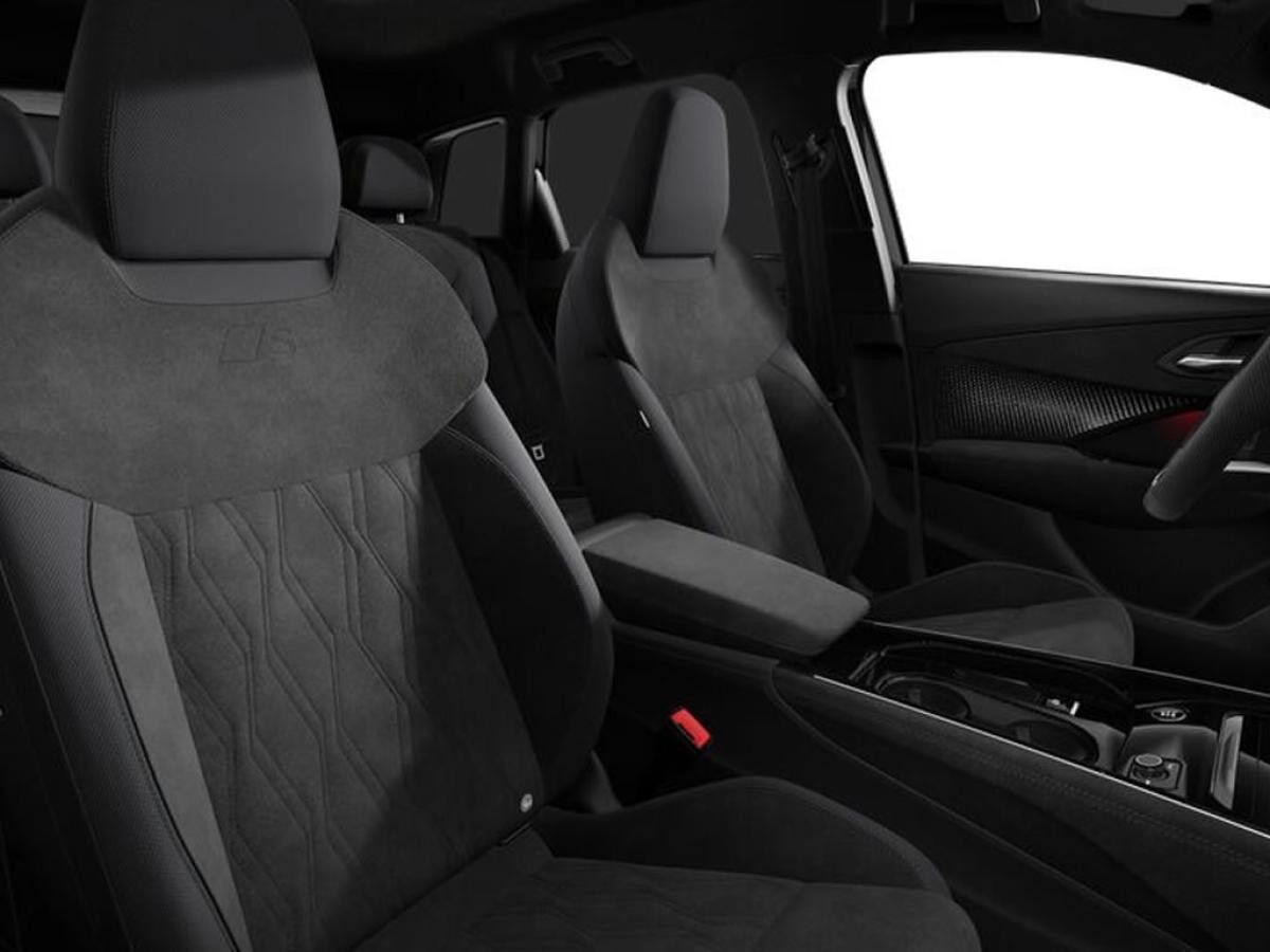 Audi Q3 SUV e-hybrid S tr. LED AHK FLA ACC Cam 19