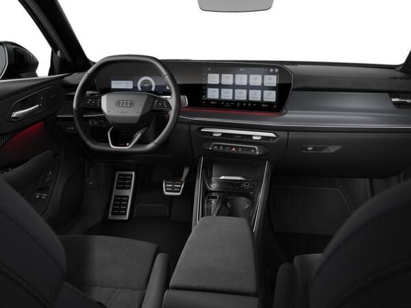 Audi Q3 SUV e-hybrid S tr. PANO Matrix AHK 20 HUD 360