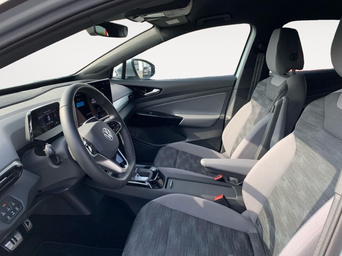 Volkswagen ID.4 Pure +NAVI+RFK+LED+ACC+SHZ