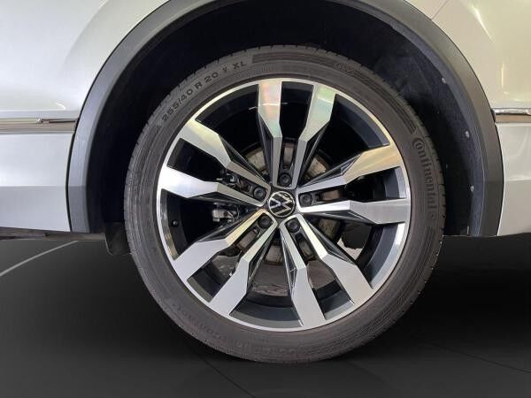 Volkswagen Tiguan 2.0 TSI 4M R-Line Matrix LM 20" Navi PDC vo+hi ACC