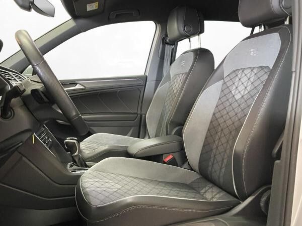 Volkswagen Tiguan 2.0 TSI 4M R-Line Matrix LM 20" Navi PDC vo+hi ACC