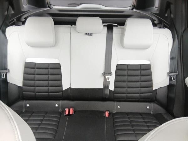 Citroën C3 Aircross Hybrid 145 ë-DCS6 MAX