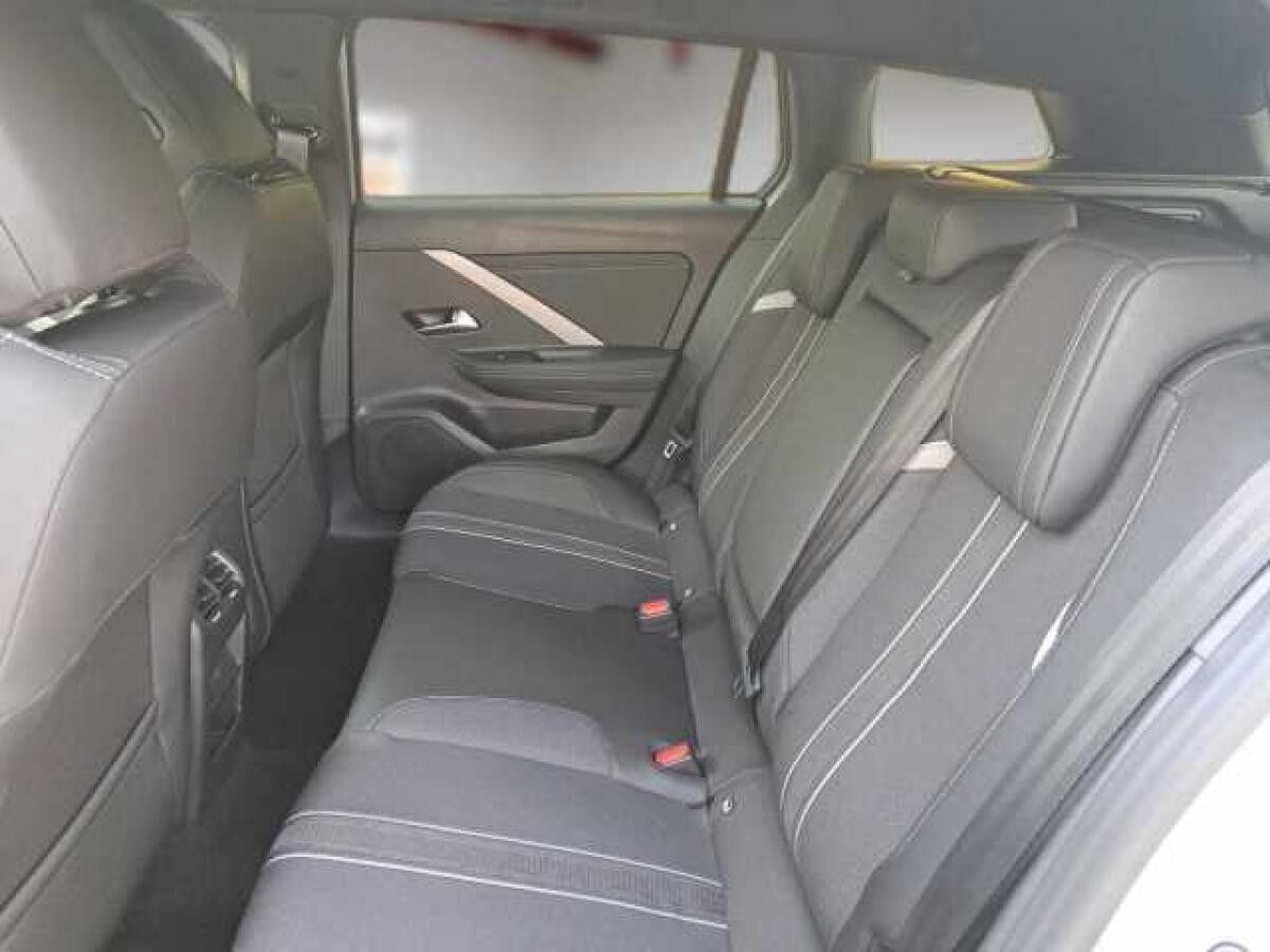 Opel Astra SportsTourer GS +Automatik+ACC+Voll-LED+