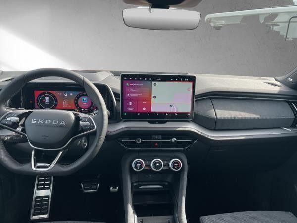 Skoda Kodiaq Skoda Kodiaq 1.5 TSI iV DSG Sportline *PRIVAT*SOFORT*0,5%* l PANO l HUD l CANTON l KESSY l DAB l MA