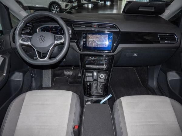 Volkswagen Touran 2.0 TDI DSG Highline 7-Sitzer AHK 1,99 %