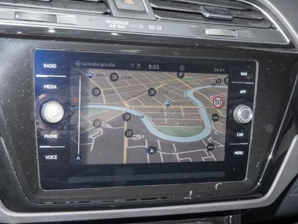 Volkswagen Touran 2.0 TDI DSG Highline 7-Sitzer AHK 1,99 %