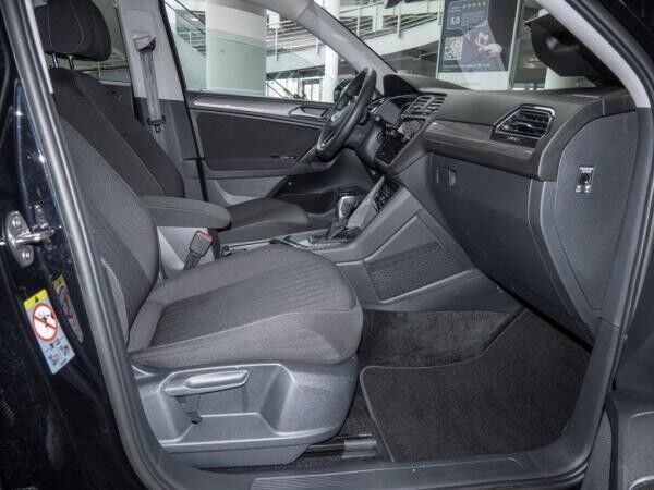 Volkswagen Tiguan Allspace 1.5 TSI DSG Life 7-Sitzer AHK Navi