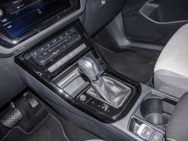 Volkswagen Touran 2.0 TDI DSG Highline 7-Sitzer AHK 1,99 %