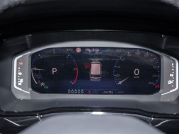 Volkswagen Touran 2.0 TDI DSG Highline 7-Sitzer AHK 1,99 %