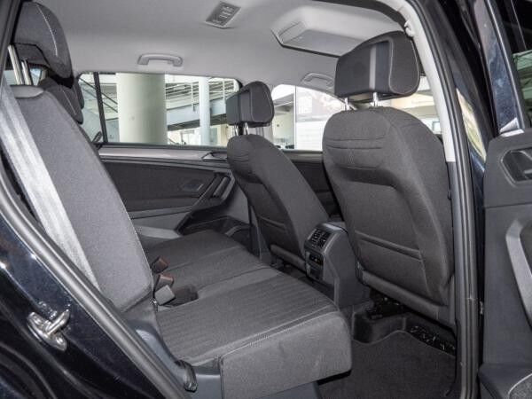 Volkswagen Tiguan Allspace 1.5 TSI Life 7Sitzer AHK LED Nav
