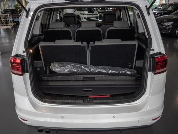 Volkswagen Touran 2.0 TDI DSG Highline 7-Sitzer AHK 1,99 %
