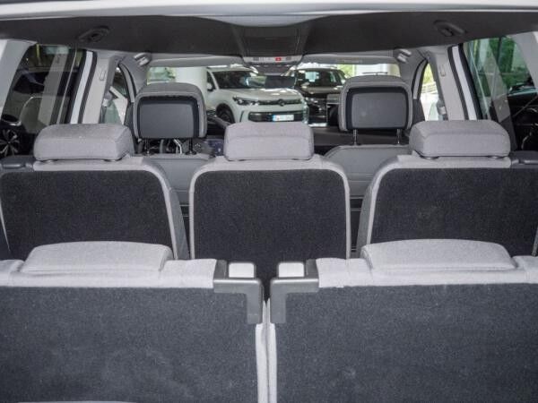 Volkswagen Touran 2.0 TDI DSG Highline 7-Sitzer AHK 1,99 %
