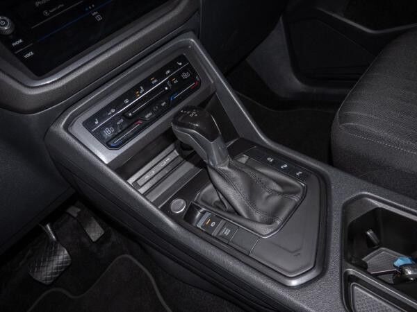 Volkswagen Tiguan Allspace 1.5 TSI DSG Life 7-Sitzer AHK Navi