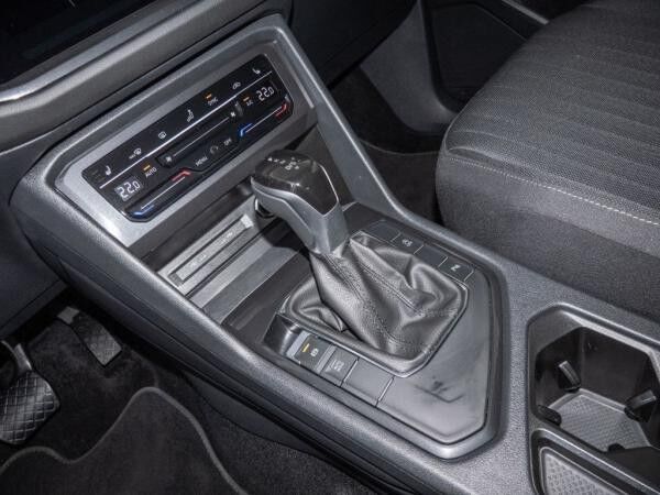 Volkswagen Tiguan Allspace 1.5 TSI Life 7Sitzer AHK LED Nav