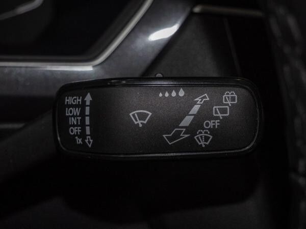 Volkswagen Tiguan Allspace 1.5 TSI DSG Life 7-Sitzer AHK Navi