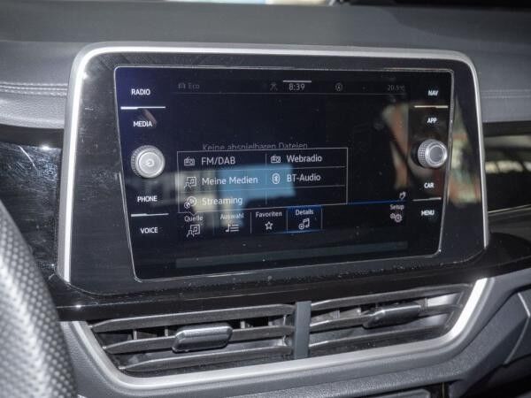 Volkswagen T-Roc 1.5 TSI R-Line Kamera LED-Plus Parklenkas.