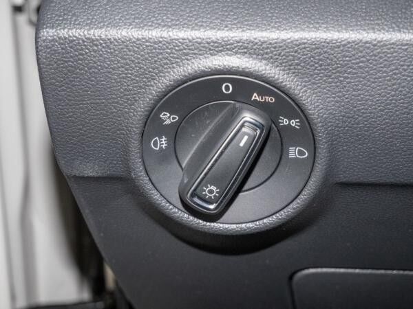 Volkswagen T-Roc 1.5 TSI R-Line Kamera LED-Plus Parklenkas.