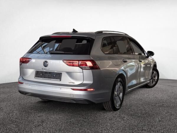 Volkswagen Golf VIII Variant 1.5 eTSI Life Nav Standhzg. LED