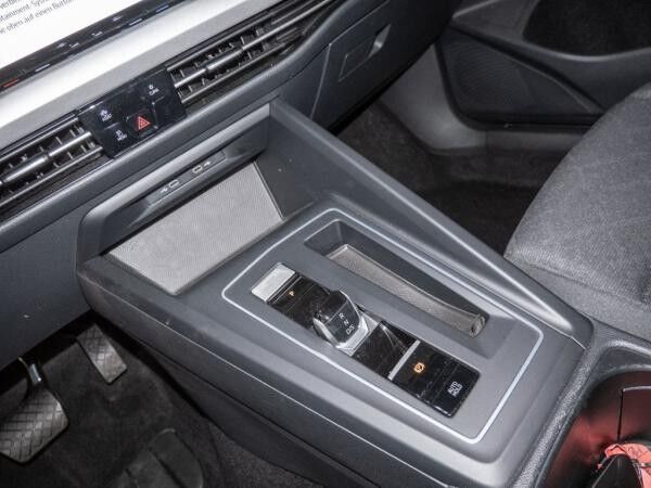 Volkswagen Golf VIII Variant 1.5 eTSI Life Nav Standhzg. LED