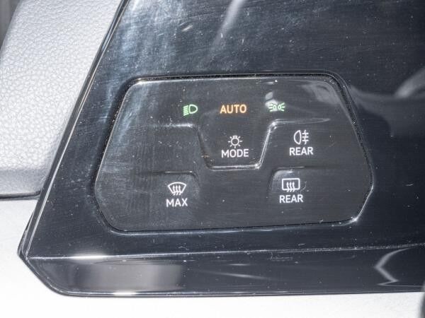 Volkswagen Golf VIII Variant 1.5 eTSI Life Nav Standhzg. LED