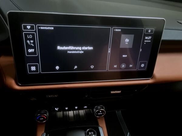 Lotus Emira Turbo SE *Sonderleasing*