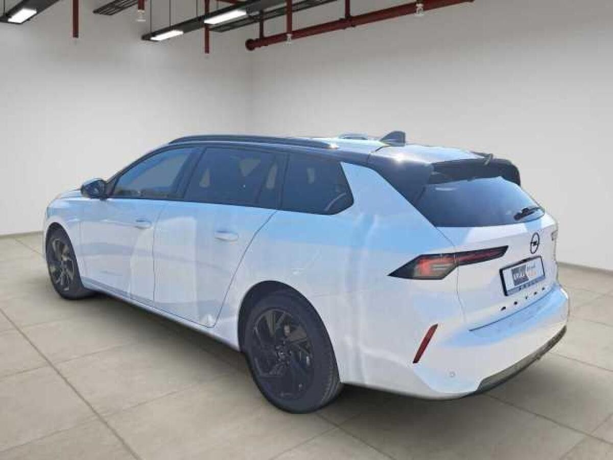 Opel Astra SportsTourer GS +Automatik+ACC+Voll-LED+