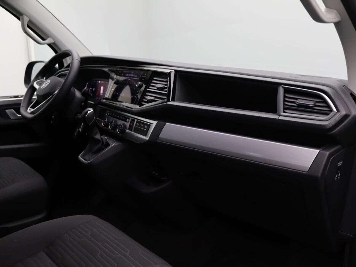 Volkswagen T6.1 Multivan Comfortline 2.0 TDI 4M DSG/LED,AHK
