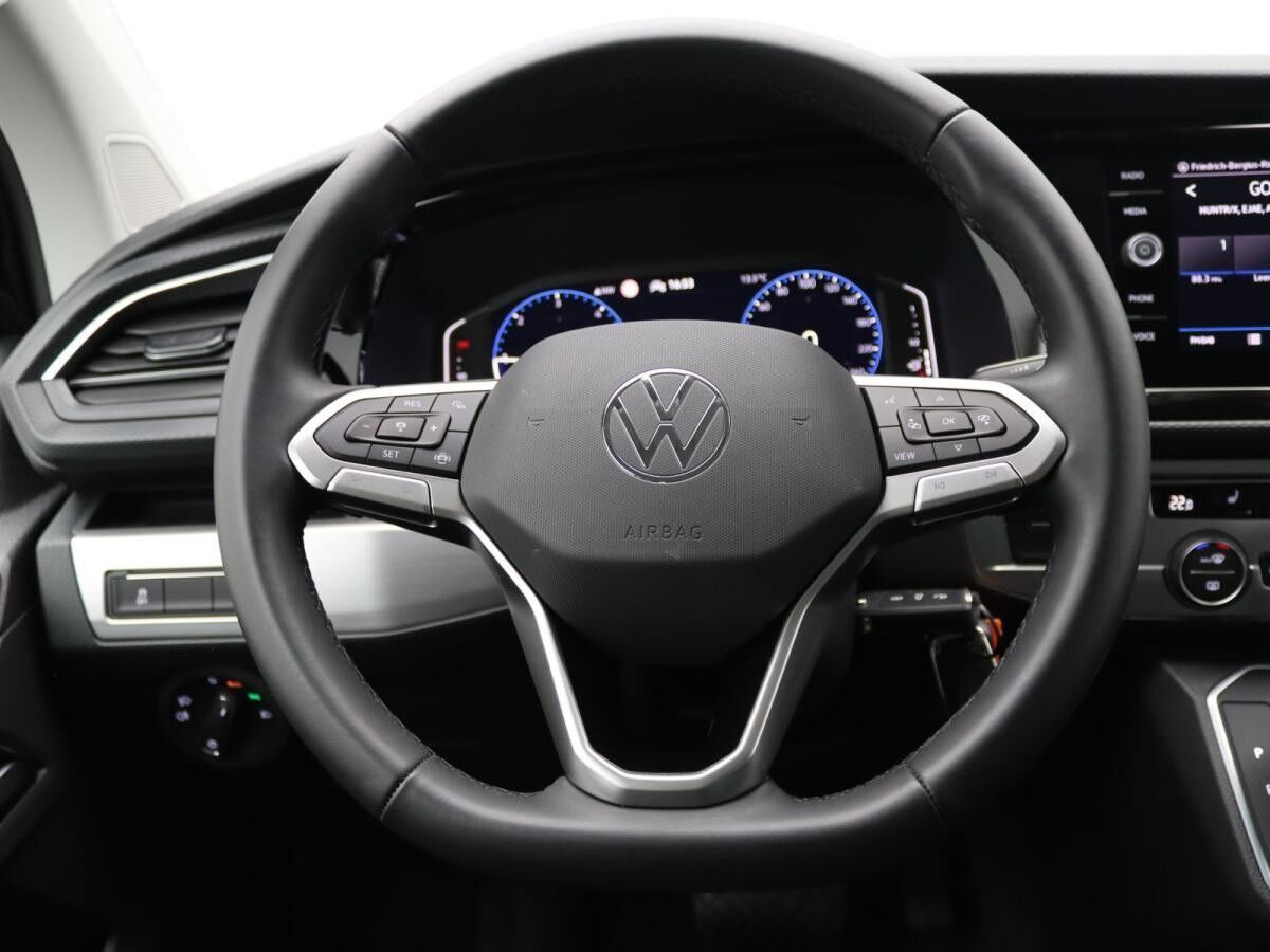 Volkswagen T6.1 Multivan Comfortline 2.0 TDI 4M DSG/LED,AHK