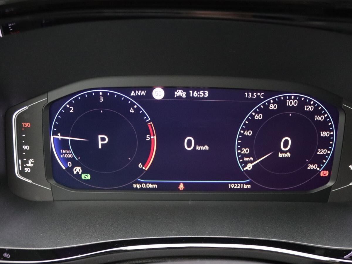 Volkswagen T6.1 Multivan Comfortline 2.0 TDI 4M DSG/LED,AHK