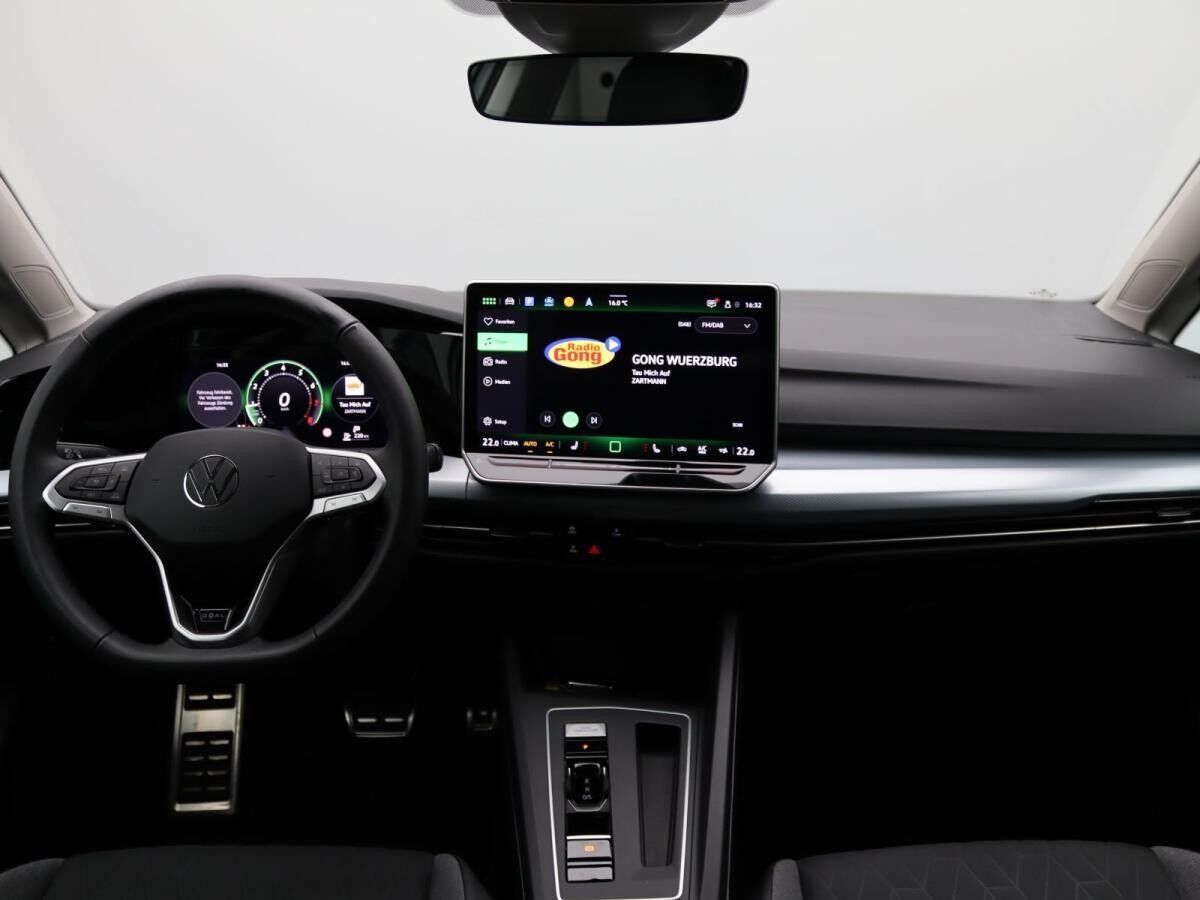 Volkswagen Golf VIII Goal 1.5eTSI DSG / Navi, App, LED, RFK
