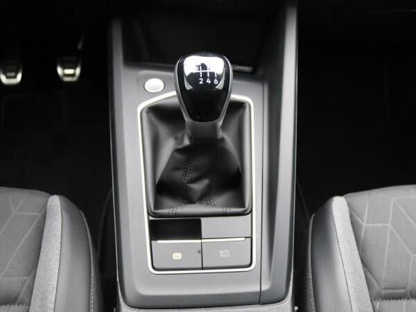 Volkswagen Golf VIII Goal 1.5 TSI / App-Connect, LED, 360°