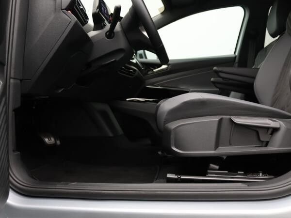 Volkswagen ID.4 Pro Performance / Matrix, Standklima, AHK