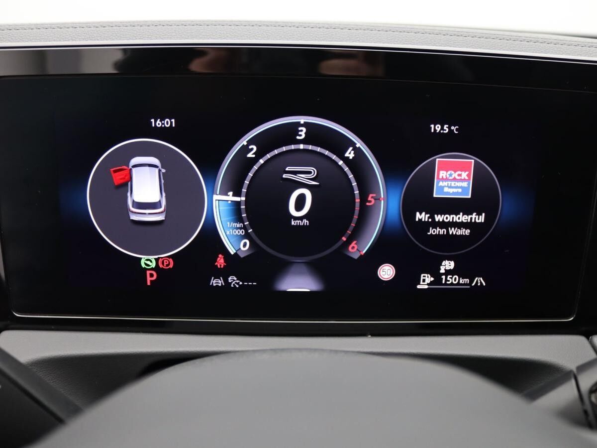 Volkswagen Tiguan R-Line 2.0 TDI 4M DSG / Pano, AHK, LED+