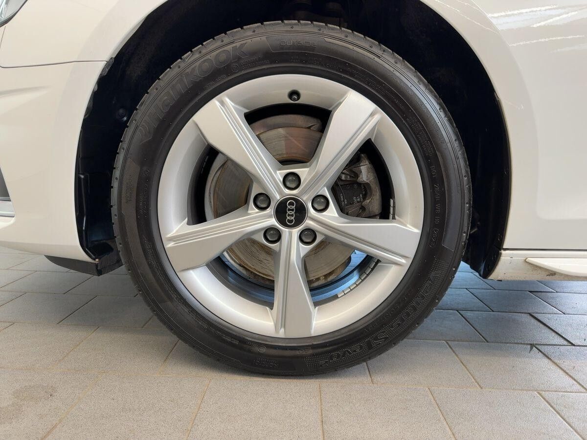 Audi A4 Avant Advanced 30 TDI LED Kamera Navi DAB