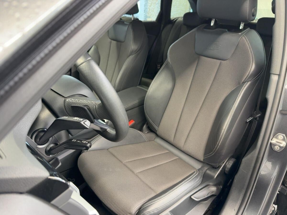 Audi A4 Avant 45 quattro TFSI Avant S line