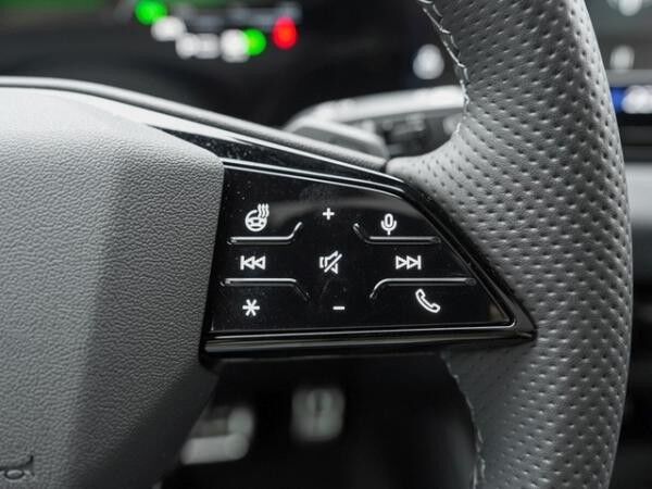 Audi S6 e-tron Avant edition one grey Matrix, B+O,