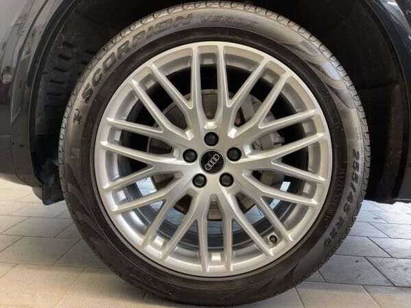 Audi Q5 40 TDI S-Line quattro Matrix LED 20-Zoll Navi Top view Kamera