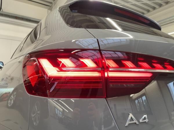 Audi A4 Avant S line 35 TFSI Kamera virtual LED Navi Teilleder