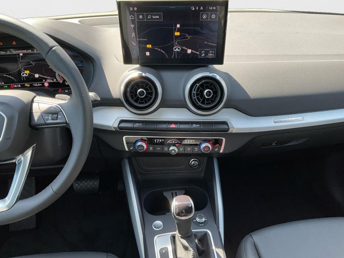 Audi Q2 advanced 35 TDI quattro Matrix Sonos Pano AHK