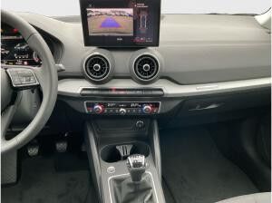Audi Q2 30 TFSI AHK Keyless Kamera Carplay Allwetter