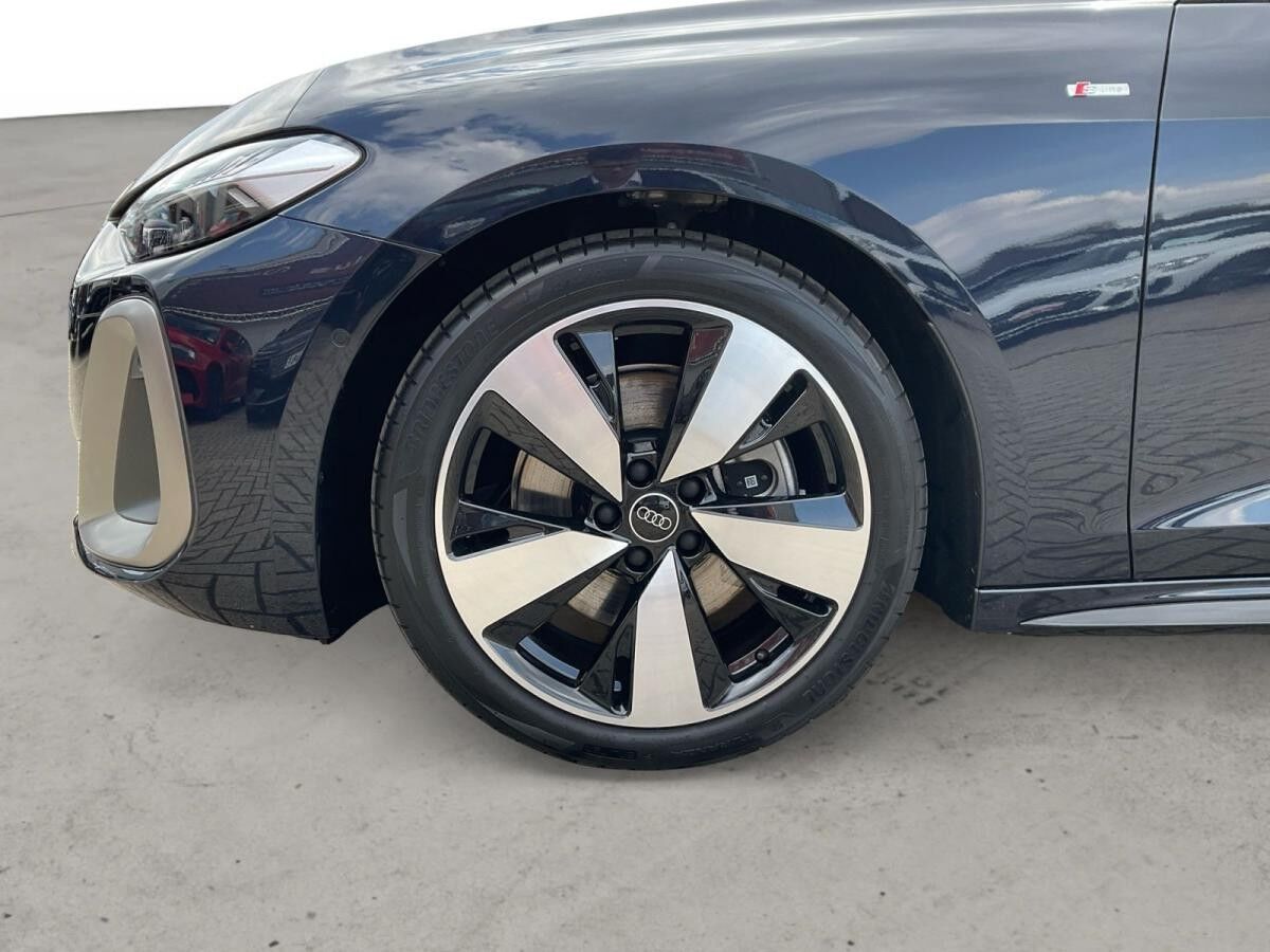 Audi A5 Avant TDI S line quattro AHK Matrix 360°