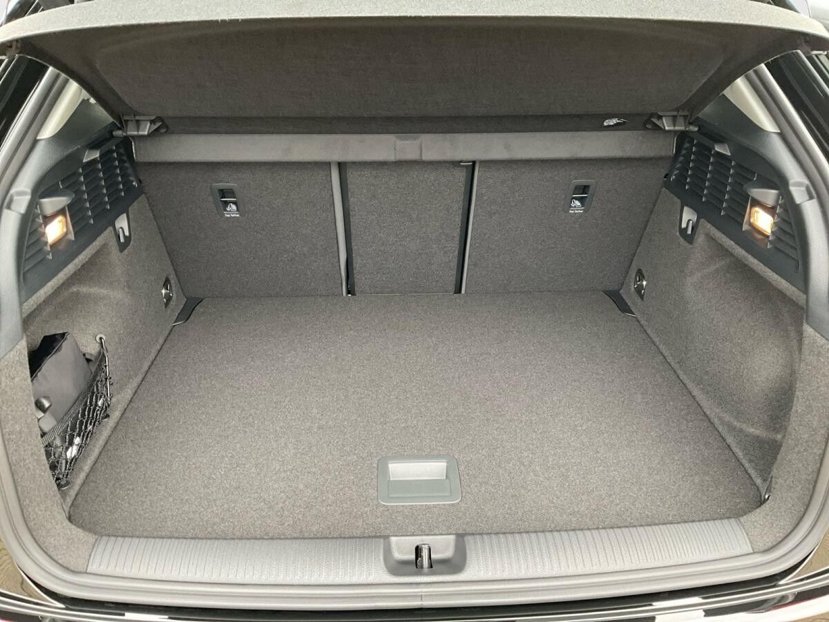 Audi Q2 30 TFSI 6-Gang AHK Keyless Kamera Allwetter