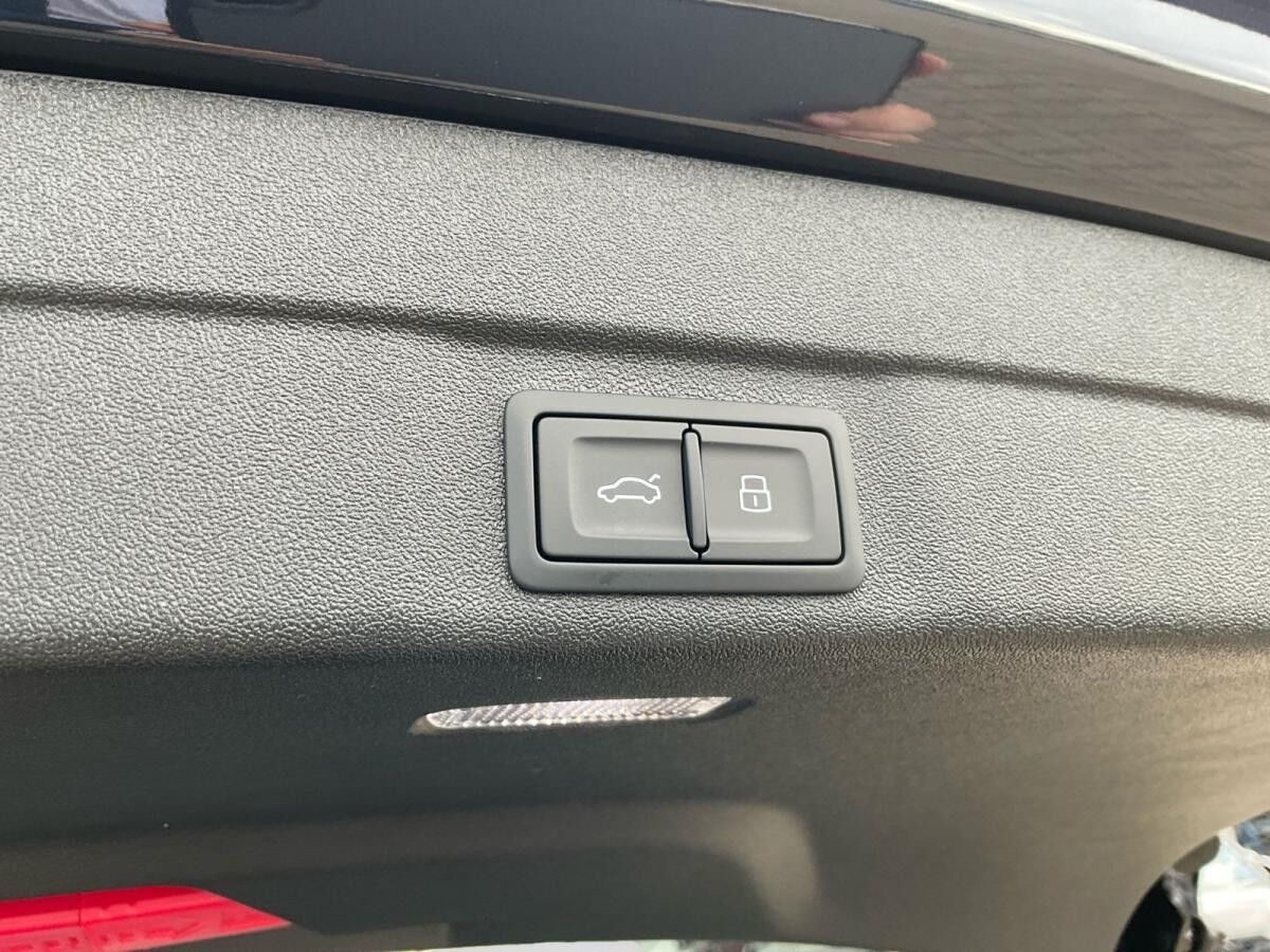 Audi A5 Avant TDI S line quattro AHK Matrix 360°