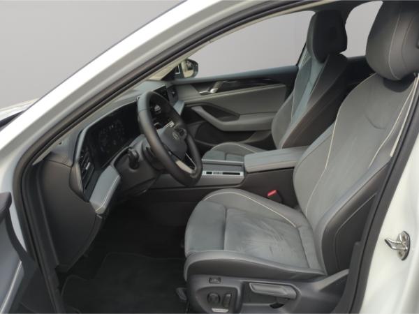 Volkswagen Passat Variant Business 1.5 eTSI DSG,ACC,IQ.DRIVE,RFK,AHK,SHZ